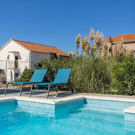 Salacija Villa Zecevo