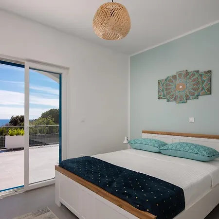 Salacija Willa Zečevo